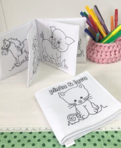 Tecido livro pintar e lavar: animais DOMÉSTICOS